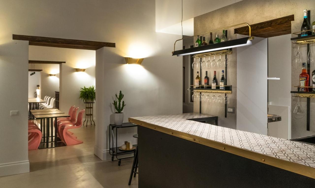 Hotel Artemisia Domus Napoli Esterno foto