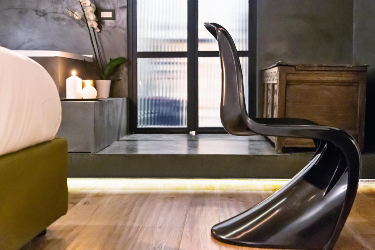 Hotel Artemisia Domus Napoli Esterno foto