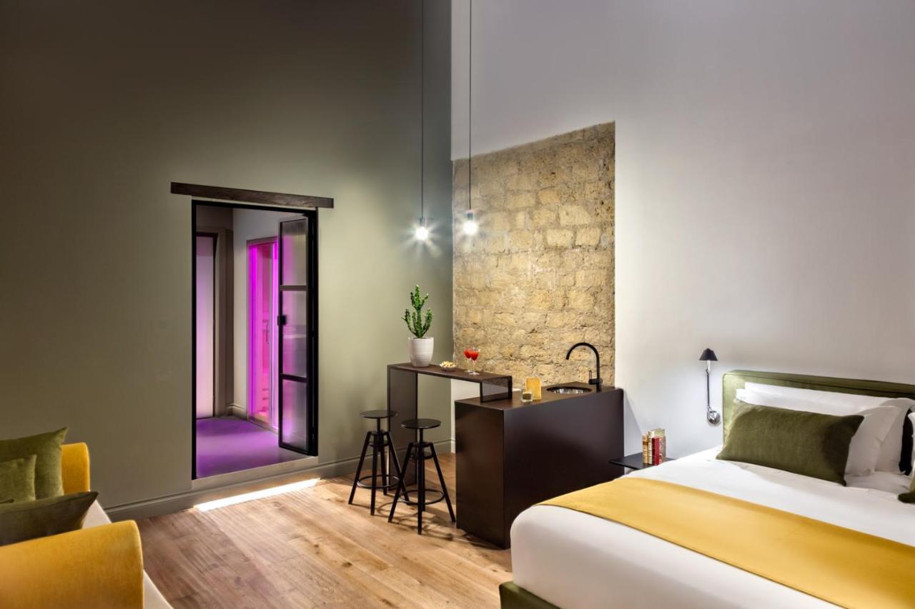 Hotel Artemisia Domus Napoli Esterno foto